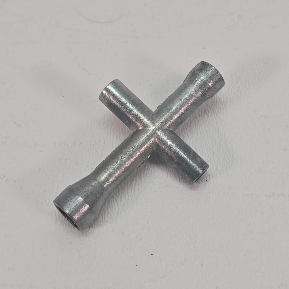 RC Tamiya Kit 4 Way Wrench Metric